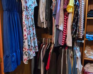 Ladies Clothes 