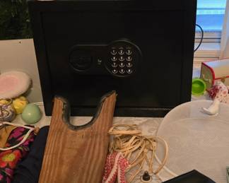 Safe - Boot Jack - Christmas Decor 