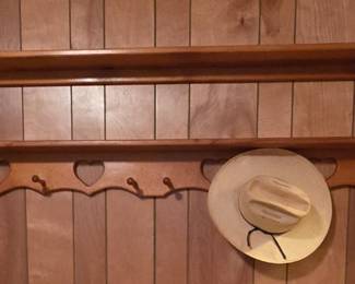 Long Wooden Shelf - Cowboy Hat 