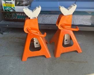 Vehicle supports