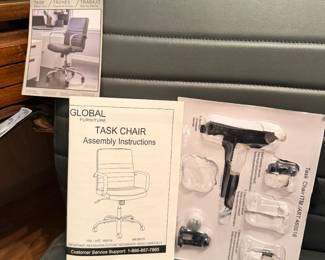 Global Task Chair NWT