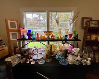 Art Glass, Depression Glass & Vintage Decorative Glass Collection