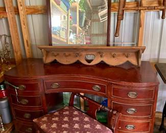 Mahogany-style Vanity Set