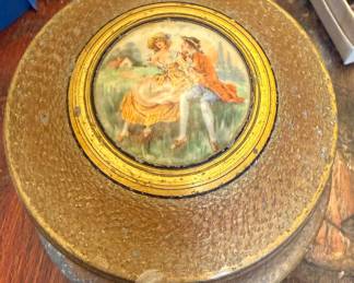vintage lidded round tricket / music box