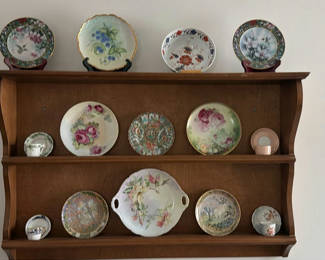 Lot 64: Wooden Wall Shelf with Decorative Plates and Teacups