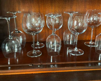 Lot 11: Set of Stemmed Wine Glasses