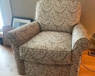 FlexSteel Swivel Rocking Armchair