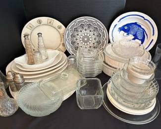Kitchen Glassware Mystery Lot