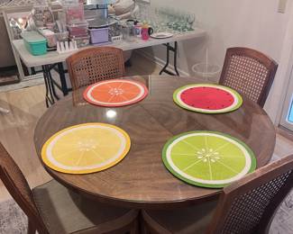 Dinning Room Table - Four Chairs - Two Inserts To Make It Bigger