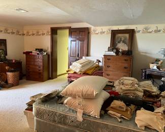 full bed, mattress, box springs, frame, headboard