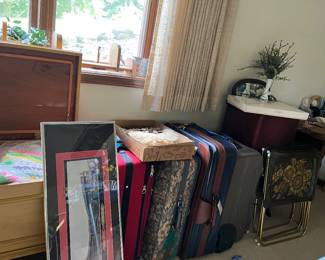 luggage, tv trays