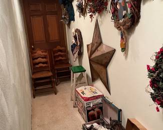 chairs, wreaths, decor\