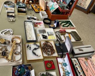 jewelry, costume jewelry, vintage jewelry