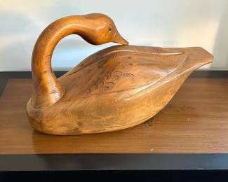 001 carvedwoodenducksculpture