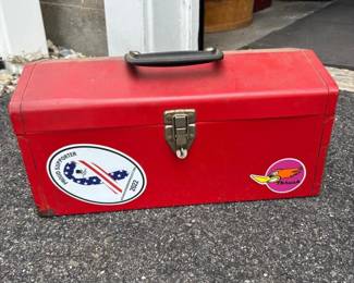 336 redsteelhandcarrytoolboxwithassort