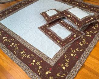 200 handmadefloralquiltsetwith3embroid
