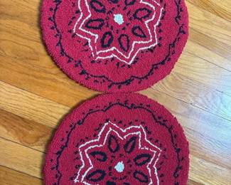171 handhookedbandanapatternroundtextil