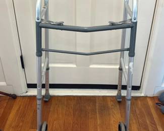 422 guardianfoldingwalker