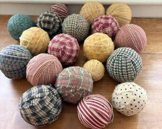271 vintagehandmadefabricragballs