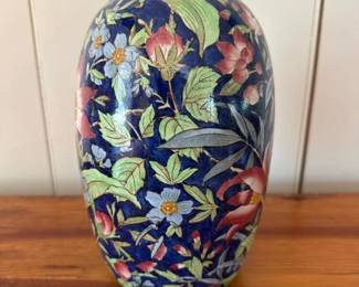 136 paintedcretonefloralceramicvase