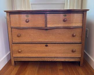 201 vintagewoodserpentinefrontdresser