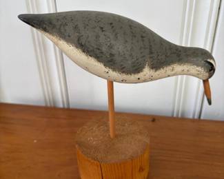 316 carvedwoodenspottedsandpiperdecoyby