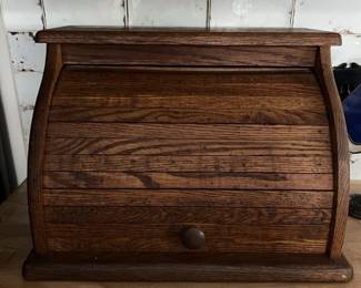 056 woodenoakrolltopbreadbox