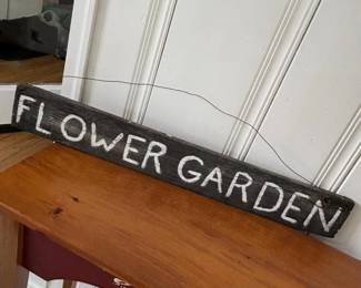 028 handpaintedrusticflowergardenwooden