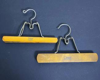 239 setof2vintagesetwellwoodenclampha