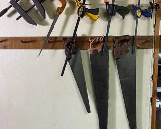 348 handsawsandwoodworkingclampspickers