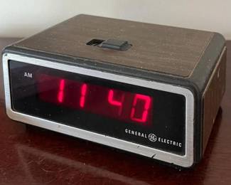 243 vintagegeneralelectricdigitalalarmc