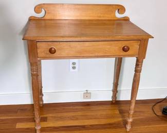 187 vintagewoodenwritingdesk