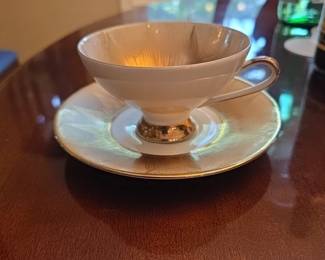 Teacup and saucer set