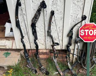 Compound bows 