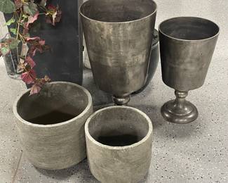 RH Concrete Pots