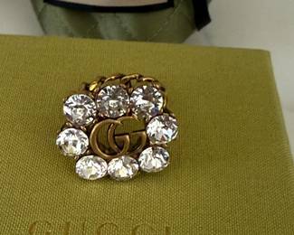 Authentic Gucci Ring With box and bag