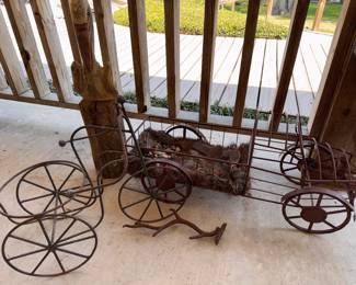 Metal and wood yard decor/plant holders