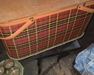 Picnic basket