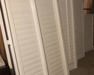 Plantation shutters - bring your window measurements !