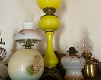 Exciting Rare Yellow Lamp