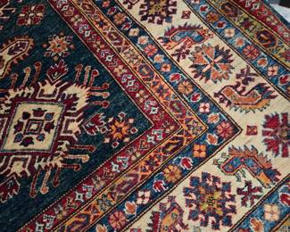 Rug Measurements: 7'11" x 10'2"