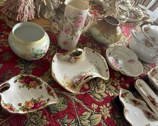 Royal Albert 