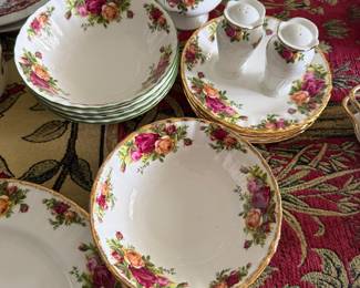 Royal Albert 