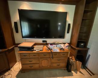 Small light brown dresser