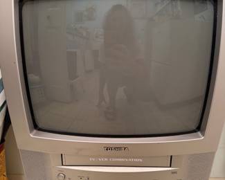 Toshiba CRT VCR combo.