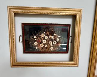 Dried flowers tray,