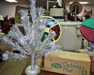 "2 ft. Wall Tree Christmas Pine Sparkling Lifetime Aluminum " tree w/original box