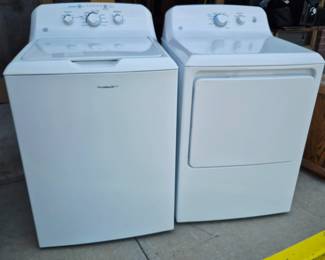 General Electric Electric washer and electric dryer-both like new!!