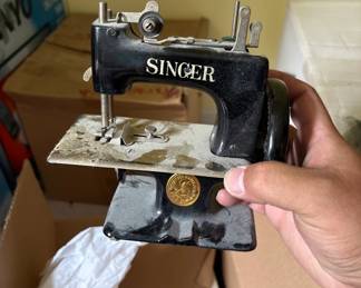 Vintage singer toy sewing machine