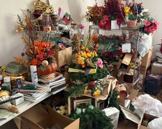 Tons of crafting and flower supplies / decorations